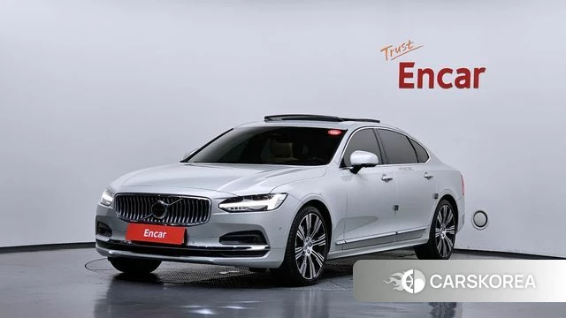 Volvo S90 2022 Серебристо-серый из Кореи