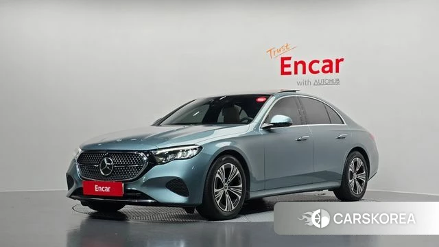 Mercedes-Benz E-Class W214 2025 Небесно-голубой из Кореи