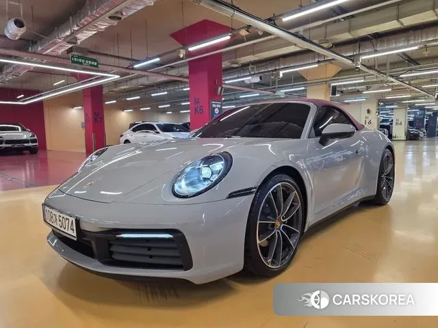 Porsche 911(992) 2024 Серебристо-серый из Кореи