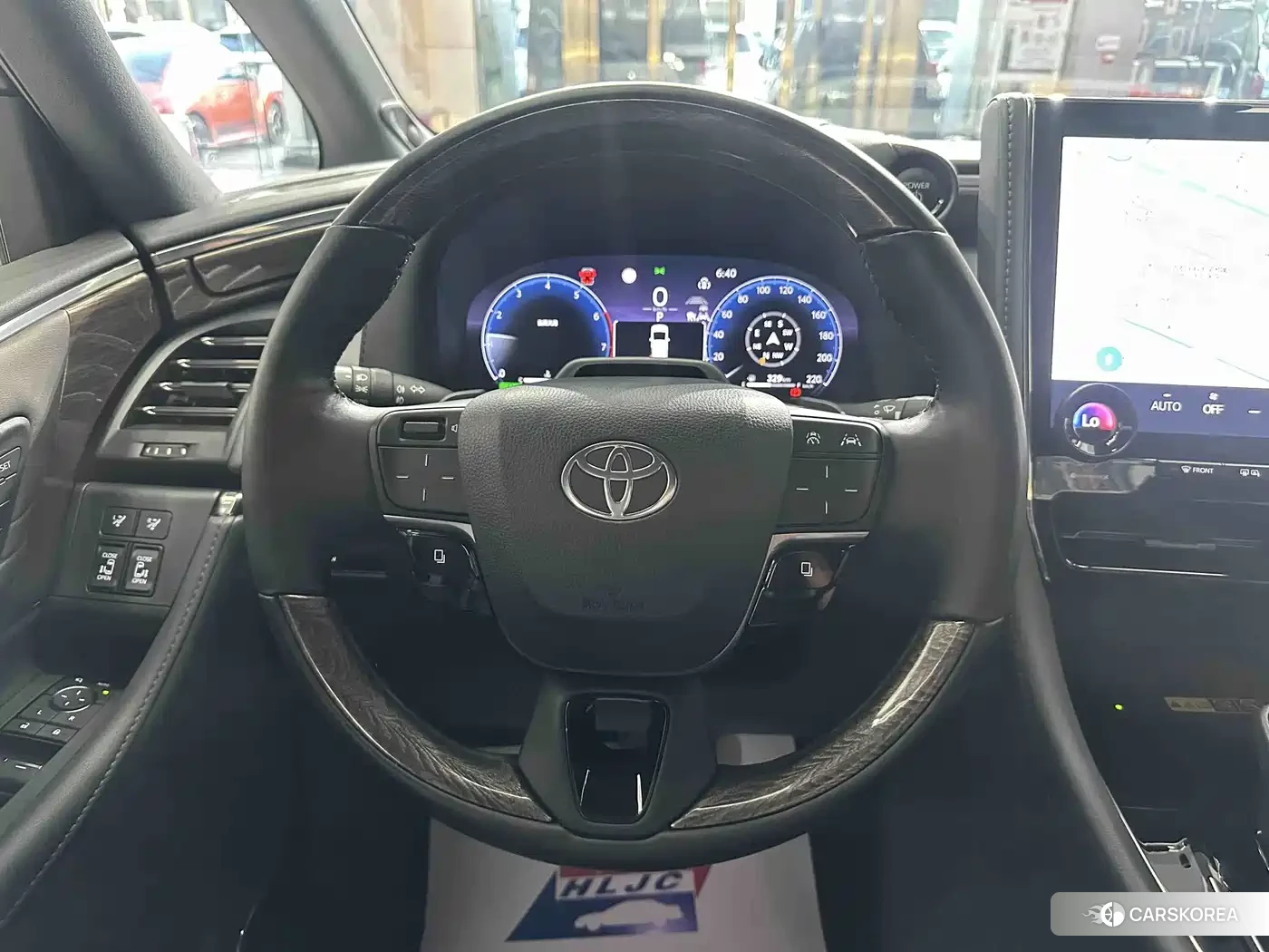 Toyota Elfa 2024 Белый из Китая, фото 2
