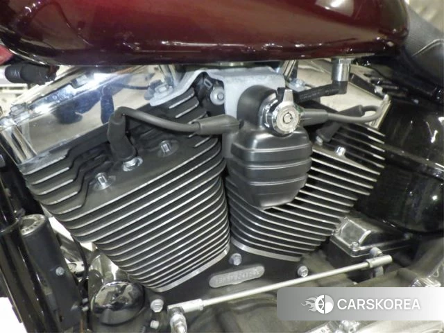 Engine photo