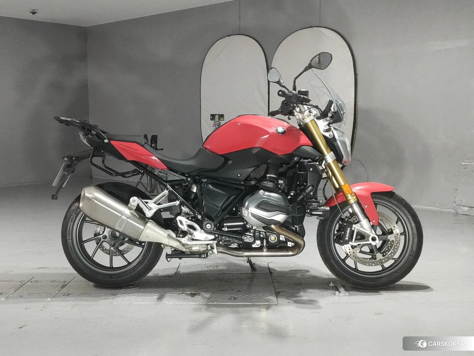 Проданный BMW R1200R 2017 из Японии