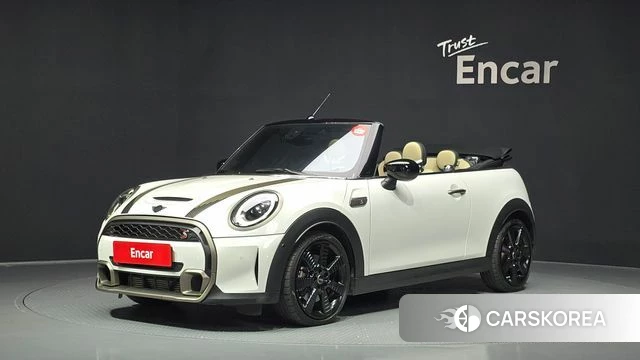 Mini Cooper S Convertible 2023 Белый из Кореи