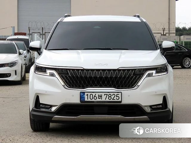 Kia Carnival 4th generation 2023 Белый из Кореи
