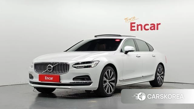 Volvo S90 2023 Белый из Кореи