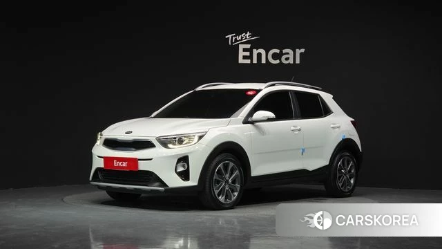 Kia Stonic 2018 Белый из Кореи