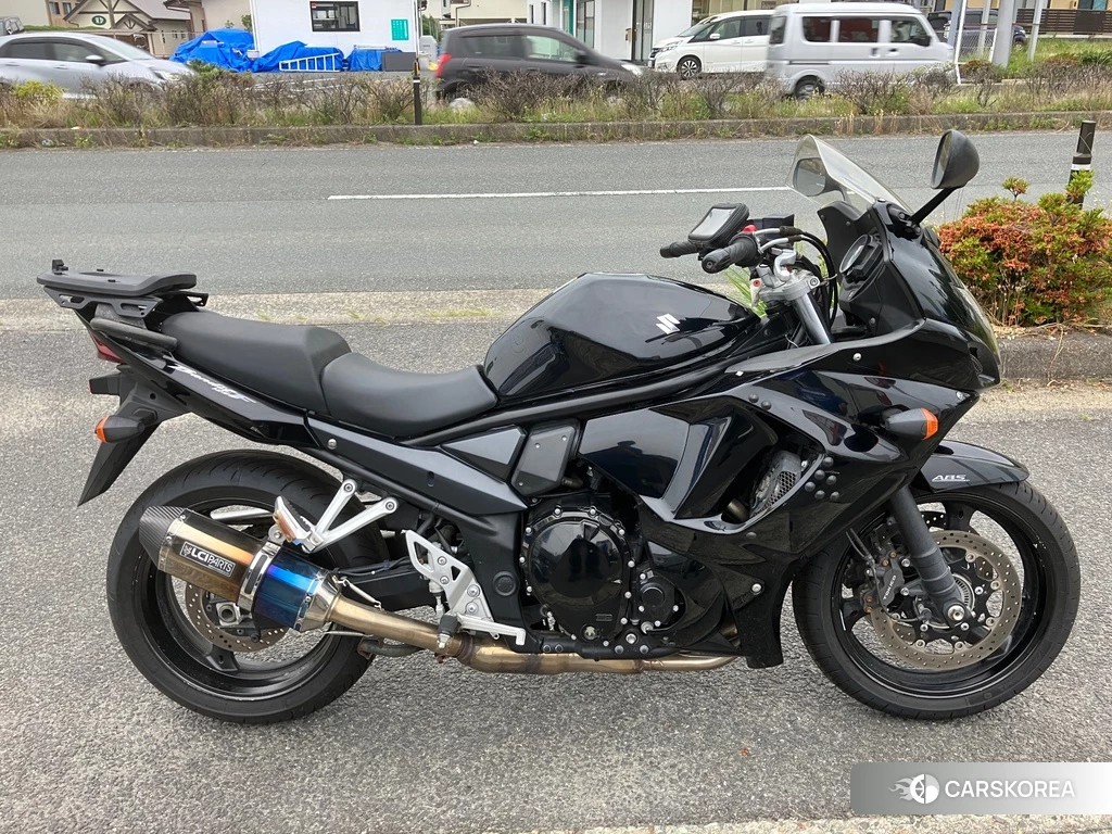 Проданный Suzuki BANDIT 1250F 2010 из Японии
