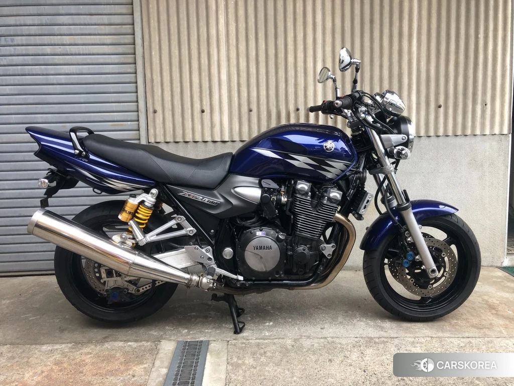 Проданный Yamaha XJR 1300 2010 из Японии, фото 2
