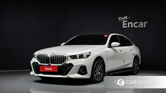BMW 5 Series (G60) 2024 Белый из Кореи