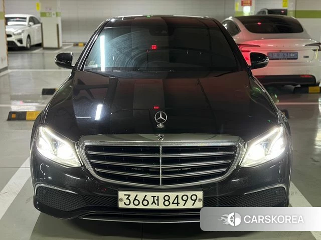 Mercedes-Benz E-Class W213 2019 Черный из Кореи