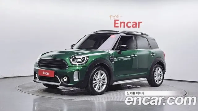 Mini Cooper Countryman 2023 Зеленый из Кореи