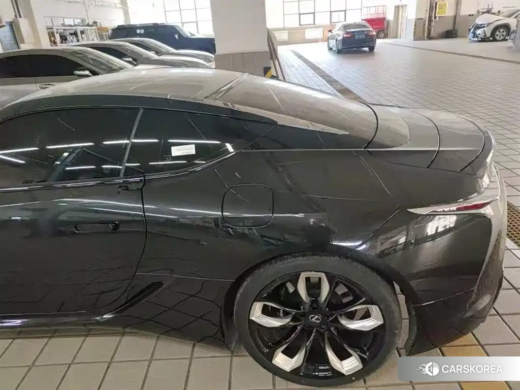 Lexus LC 2023 Черный из Китая