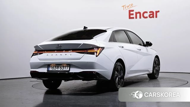 Hyundai Avante (CN7) 2020 Белый из Кореи