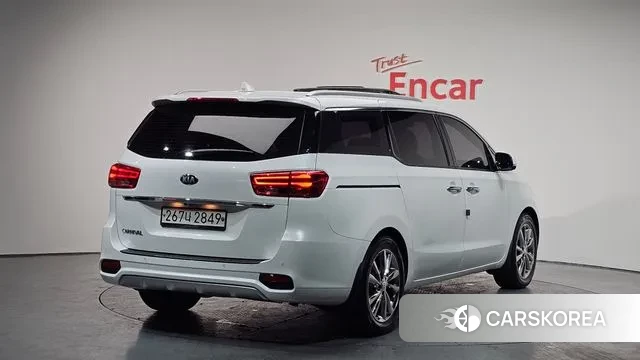 Kia The New Carnival 2019 Белый из Кореи