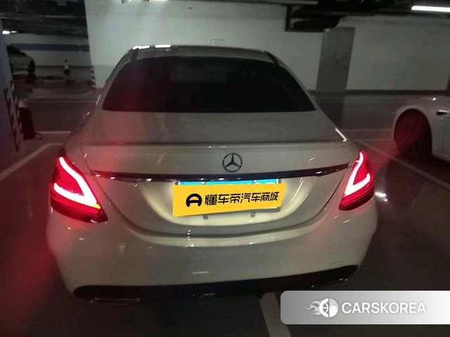 Mercedes-Benz Class C 2021 Белый из Китая
