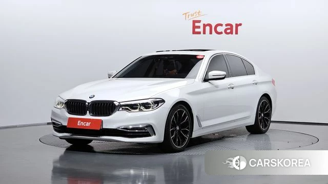 BMW 5 Series (G30) 2018 Белый из Кореи