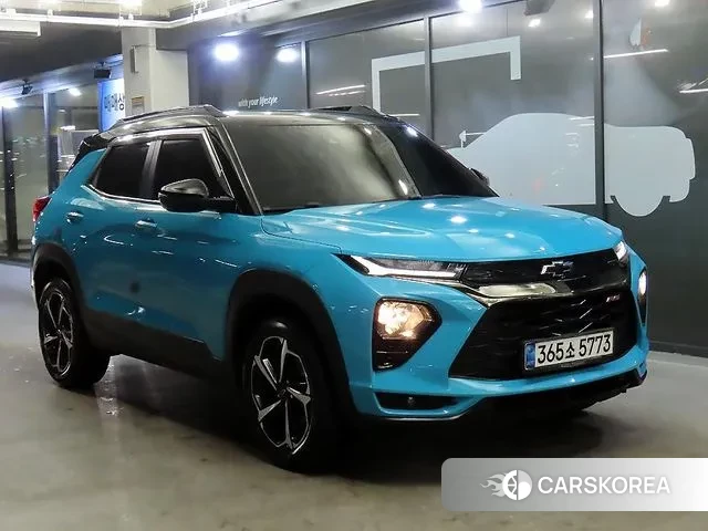 Chevrolet (GM Daewoo) Trailblazer 2020 Синий нефрит из Кореи