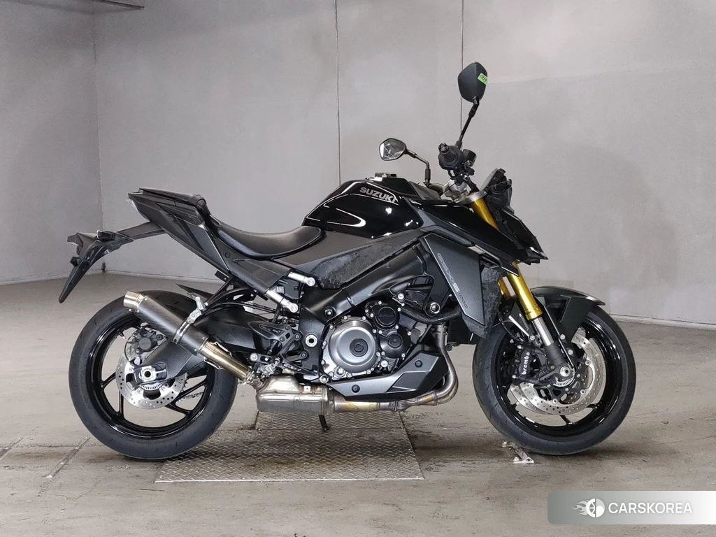 Проданный Suzuki GSX-S1000 2022 из Японии