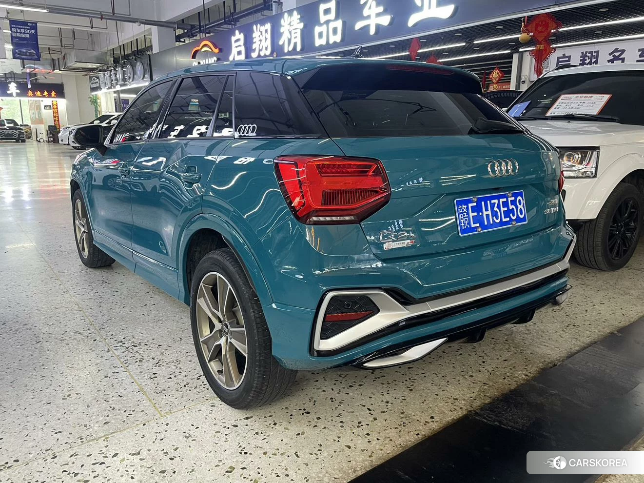Audi Q2L 2021 Синий из Китая