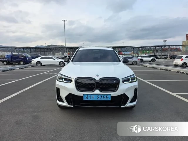BMW iX3 2023 Белый из Кореи