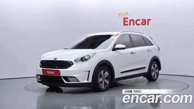 Kia Niro 2018 Белый из Кореи
