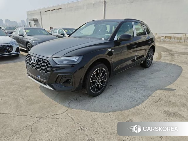 Audi Q5L 2025 Черный из Китая