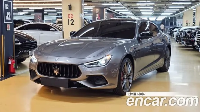 Maserati Ghibli id 2910942 из Кореи
