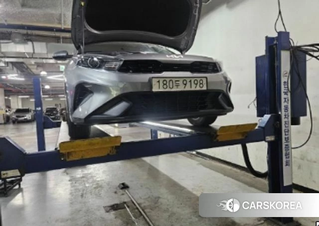 Kia The New K3 2nd generation 2022 Серебристо-серый из Кореи