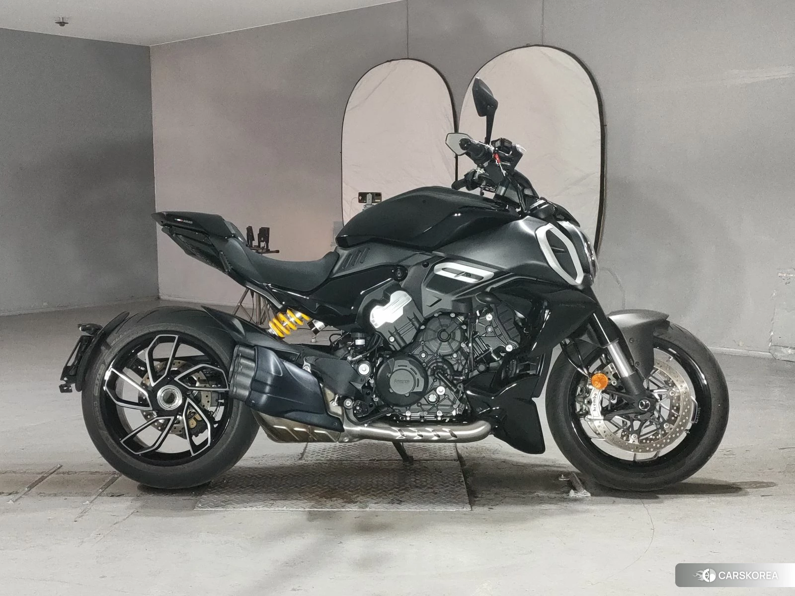 Ducati DIAVEL V4 2024 из Японии