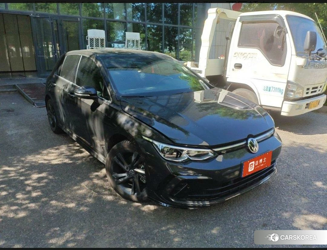 Volkswagen Golf 2023 Черный из Китая