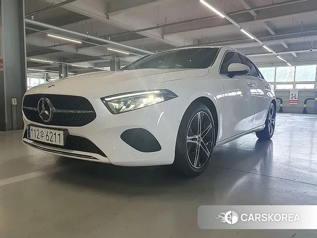 Mercedes-Benz A-Class W177 2024 Белый из Кореи