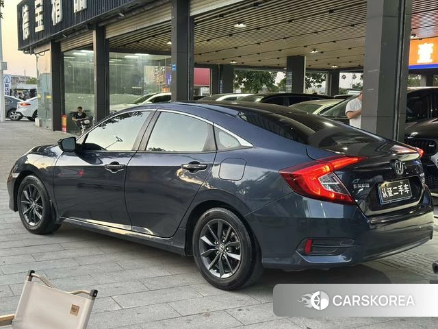 Honda Civic 2020 Темно-серый из Китая