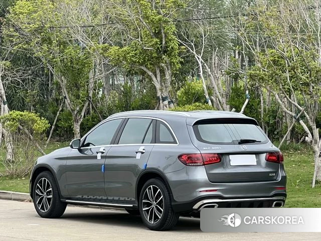 Mercedes-Benz GLC 2021 Темно-серый из Китая