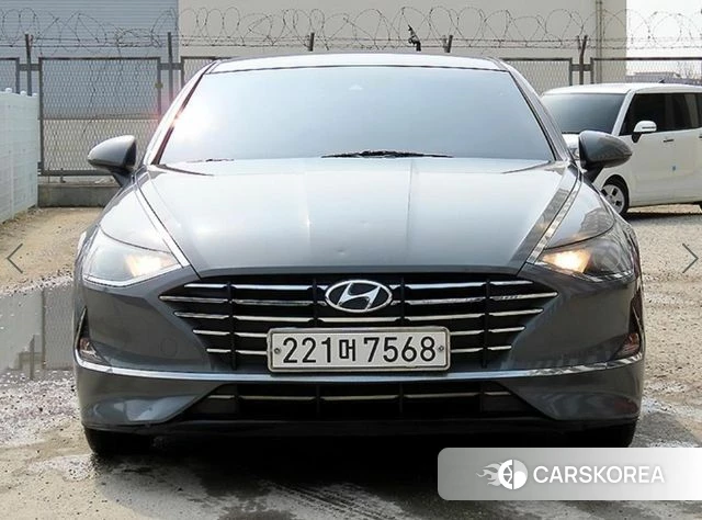 Hyundai Sonata (DN8) 2019 Серебристо-серый из Кореи