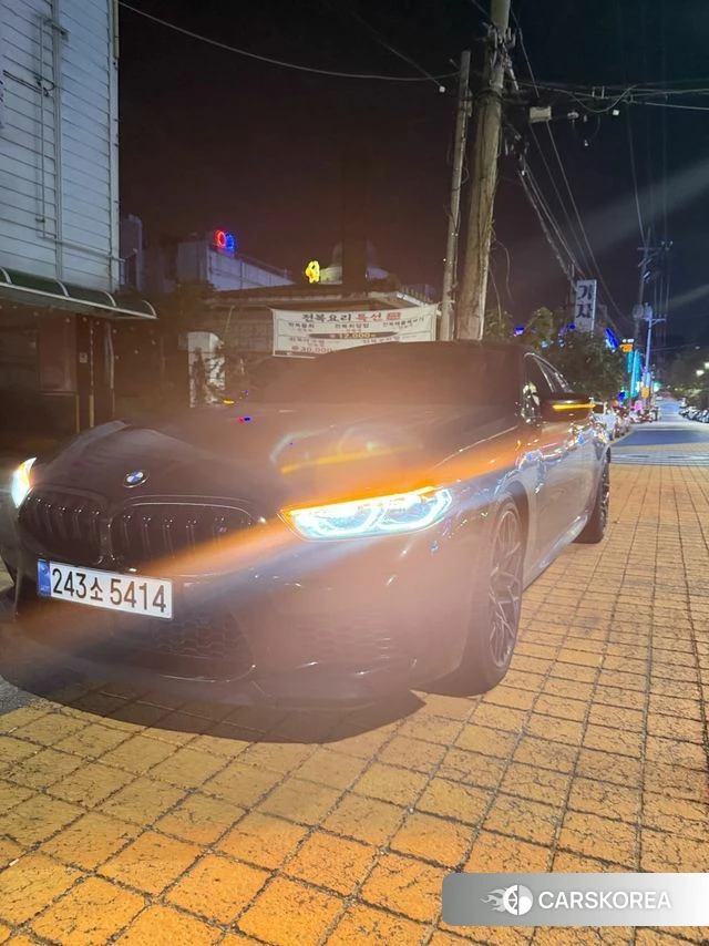 BMW M8 (G15) 2021 Черный из Кореи
