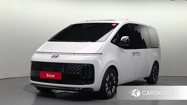 Hyundai Staria 2025 Белый из Кореи