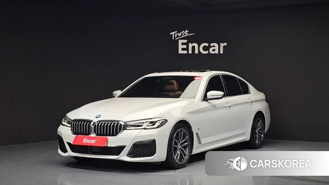 BMW 5 Series (G30) 2023 Белый из Кореи