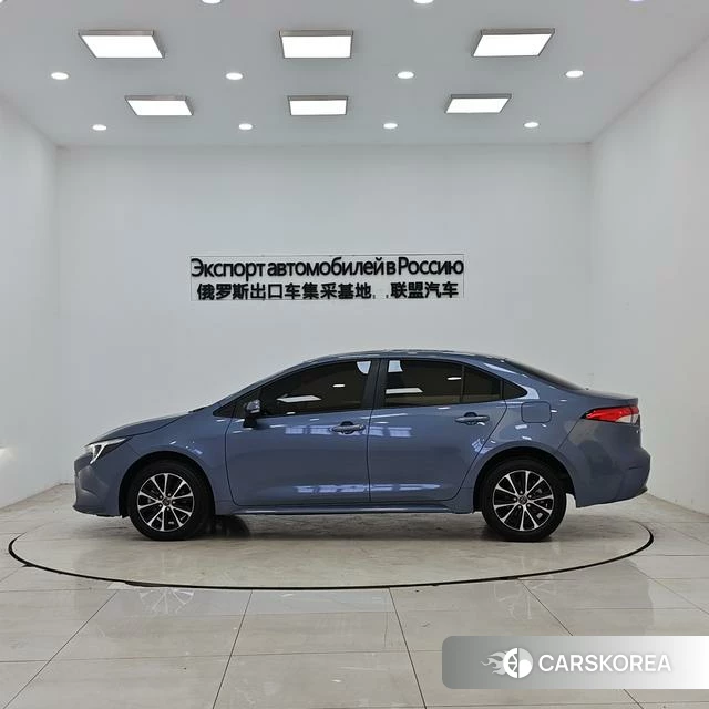 Toyota Lei Ling 2024 Синий из Китая