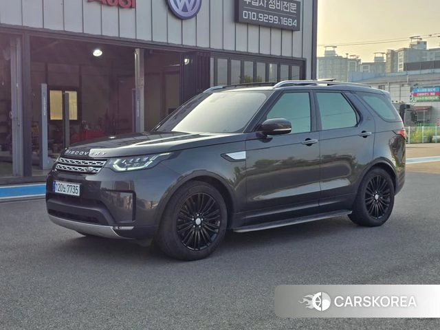 Land Rover Discovery 5 2018 Серый из Кореи