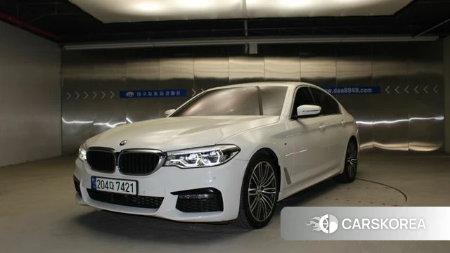 BMW 5 Series (G30) 2020 Жемчужный цвет из Кореи