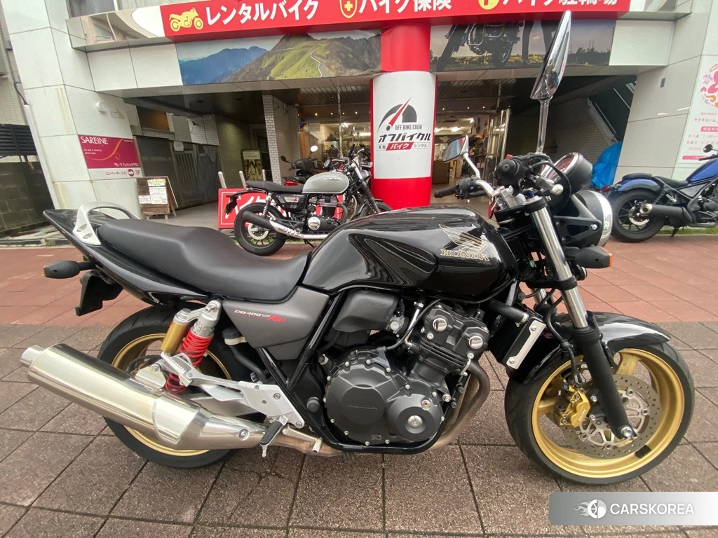 Проданный Honda CB400SF 2011 из Японии, фото 2