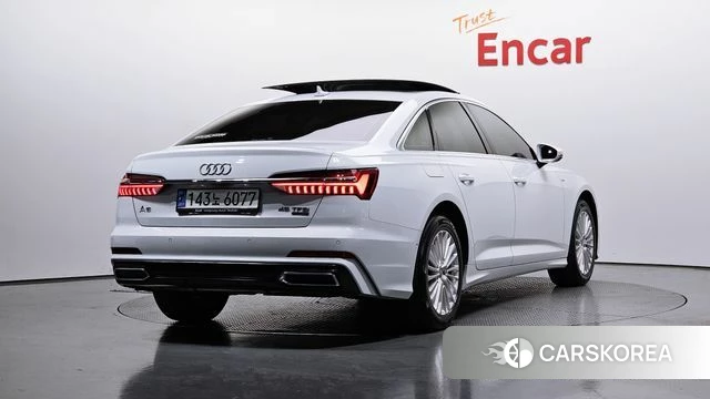 Audi A6 (C8) 2020 Белый из Кореи