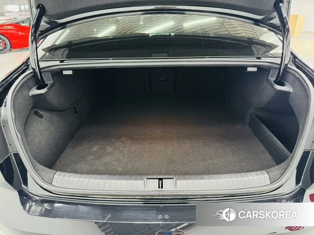 Volkswagen Magotan PHEV 2022 Черный из Китая