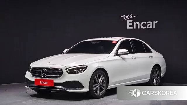 Mercedes-Benz E-Class W213 2023 Белый из Кореи