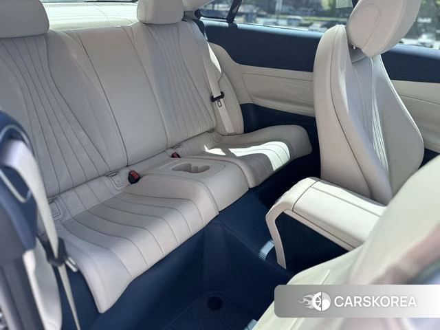 Mercedes-Benz E-class (imported) 2023 Зеленый из Китая