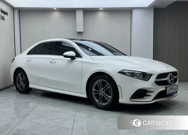 Mercedes-Benz Class A 2022 Белый из Китая