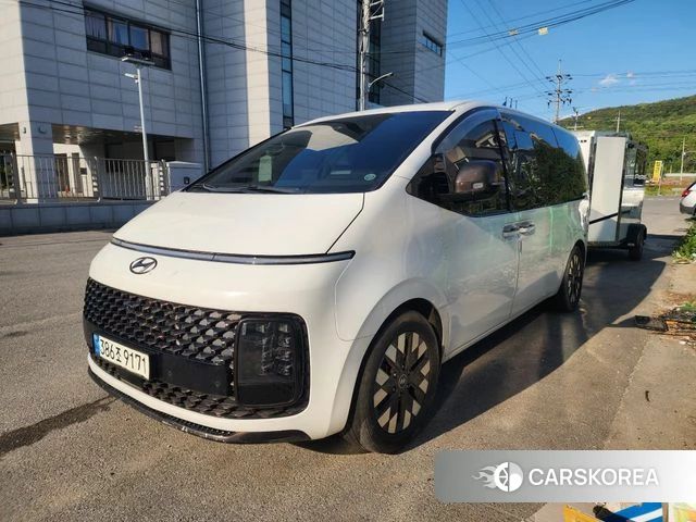 Hyundai Staria 2021 Белый из Кореи