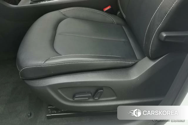 Roewe i6 classic 2021 Белый из Китая
