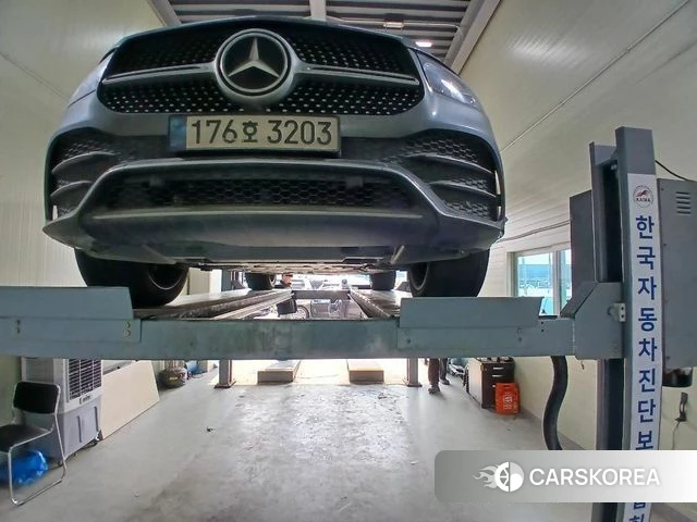 Mercedes-Benz GLE-Class W167 2023 Серебристо-серый из Кореи