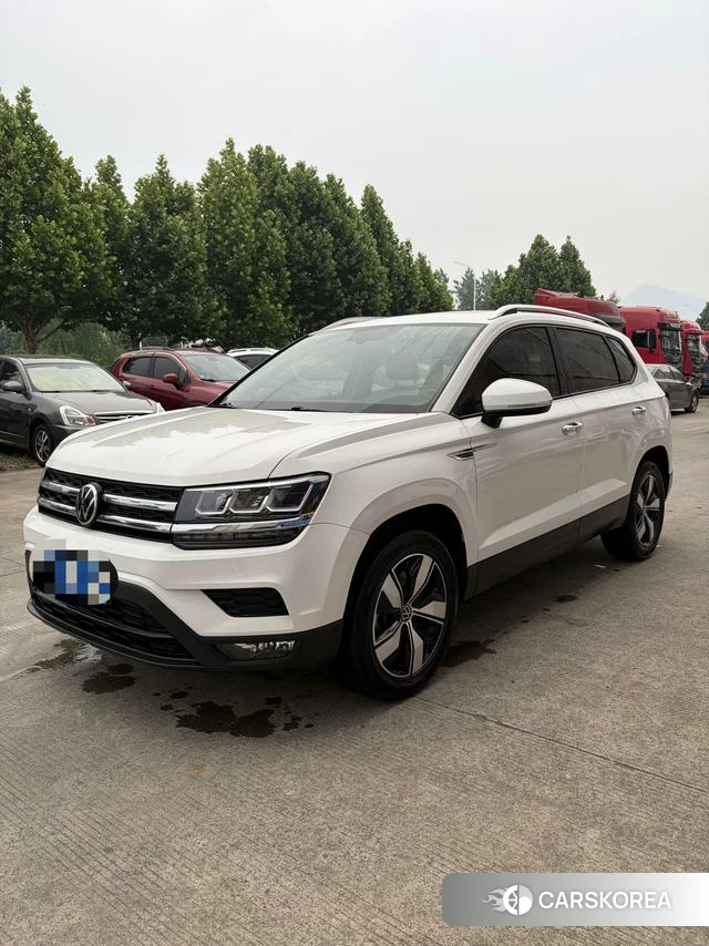 Volkswagen Tuyue 2021 Белый из Китая